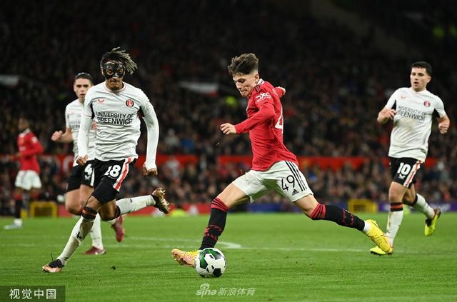 足球迷们关 足球迷们关